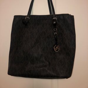 Simple elegant MK bag